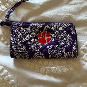 Vera Bradley ( Clemson ) wristlet
